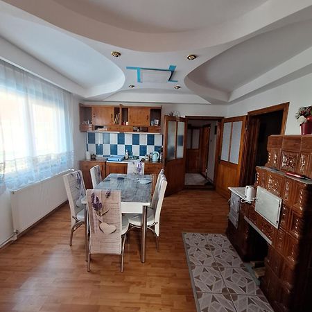 Casa Cu Lavanda Ватра-Дорней Экстерьер фото