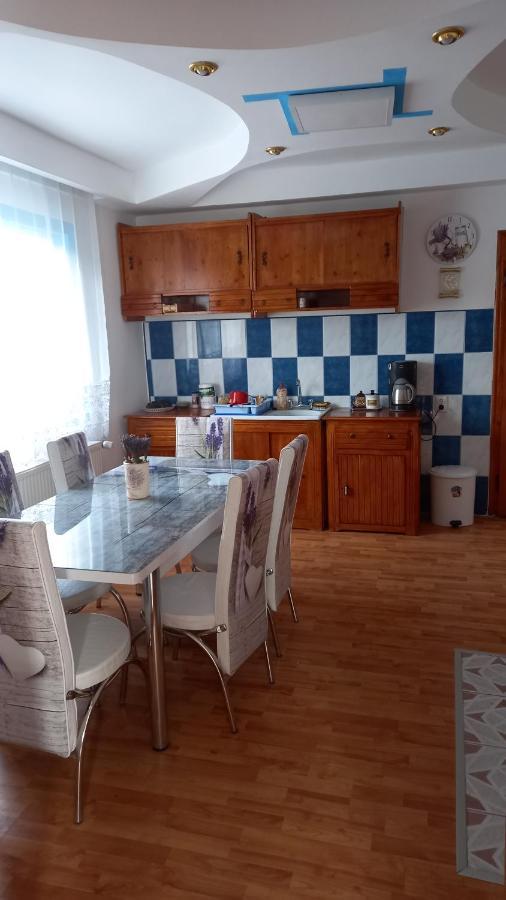 Casa Cu Lavanda Ватра-Дорней Экстерьер фото
